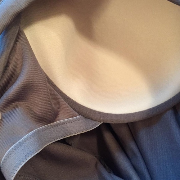 ATHLETA Twist Back Built-in Bra Tank/ Brown /38DD - Picture 6 of 6